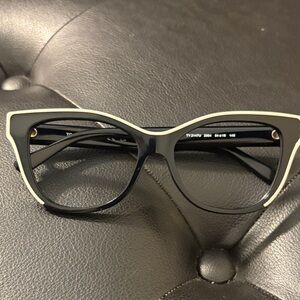 Tory Burch Black Frames with White Trim Cat-Eye Glasses